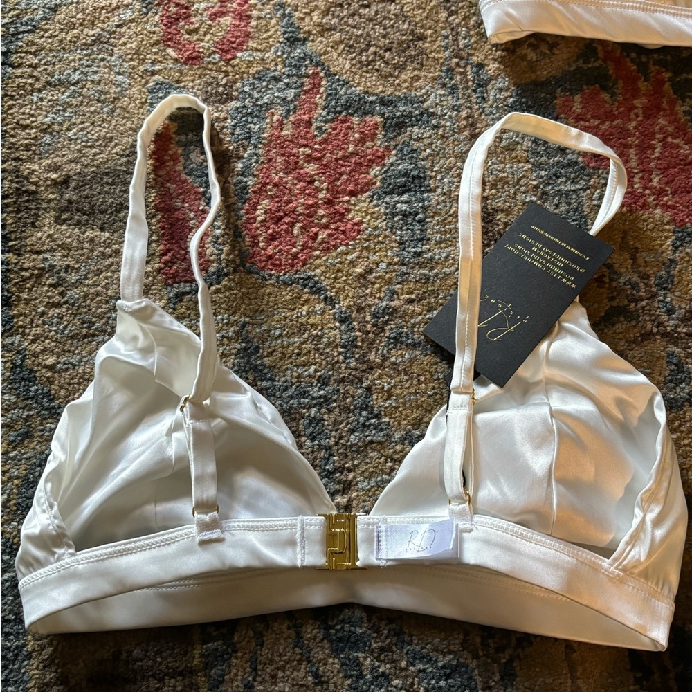 Small Roshni Desai & things bra - Picture 2 of 3